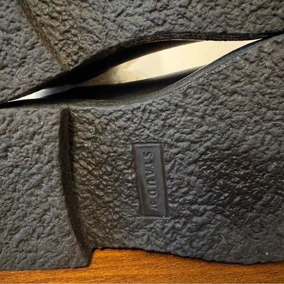 STAUD Palamino Black Leather Chelsea Boots with Shearling Trim - Picture 7 of 9